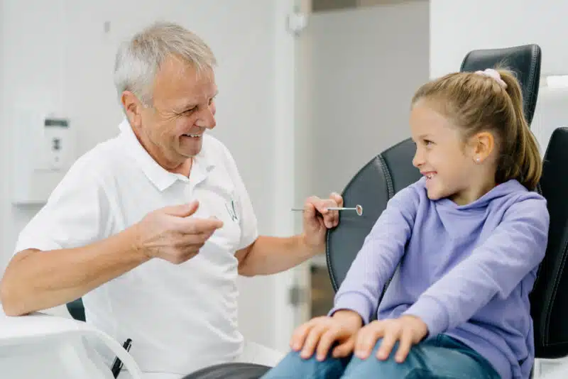 Kinder- und Jugendzahnmedizin bei Zahnmedizin Wackerl